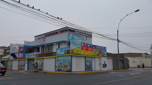 IEP ALBERT EINSTEIN SIGLO XXI