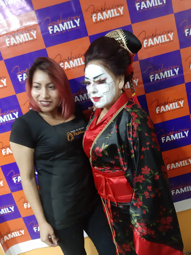 Fashion Family Salón