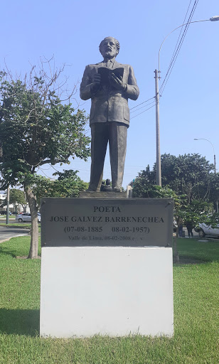 Escultura José Gálvez Barrenechea