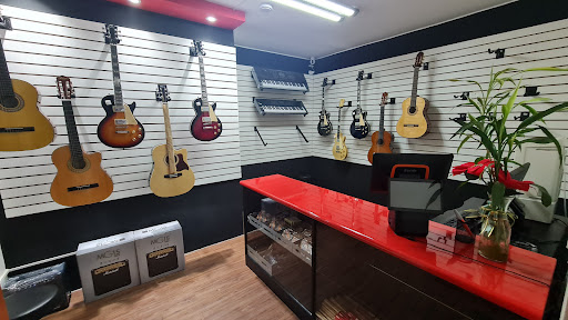 TIENDA DE INSTRUMENTOS MUSICALES EN SAN MIGUEL - LIMA