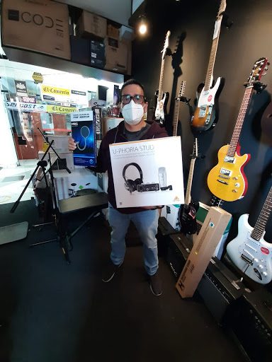 MALUA MUSIC STORE